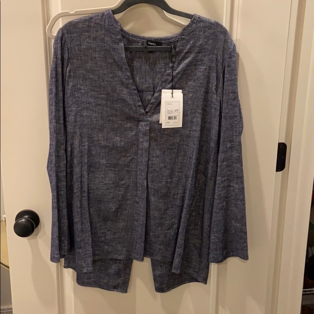 Theory Ofeliah P top